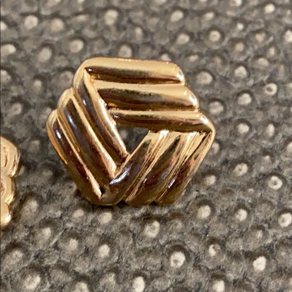 Vintage Gold Geometric Stud Earrings - Picture 7 of 7